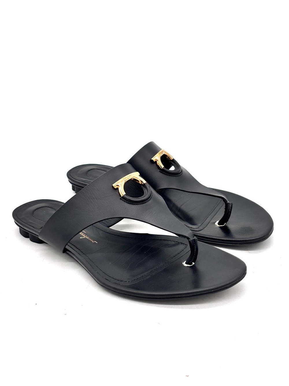 Salvatore Ferragamo Enfola Gancini Black Leather Thong Flats Sandals